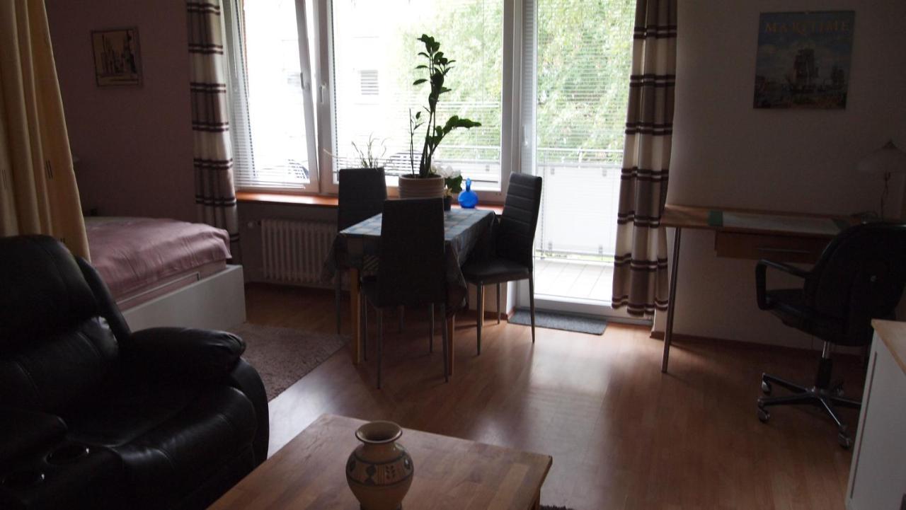 Zentral Gelegene Ferienwohnung Lübeck Eksteriør billede